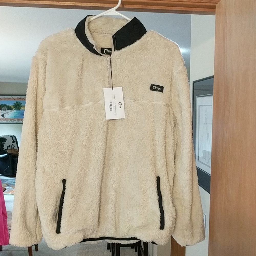 Cream teddy 1/4 zip pullover
